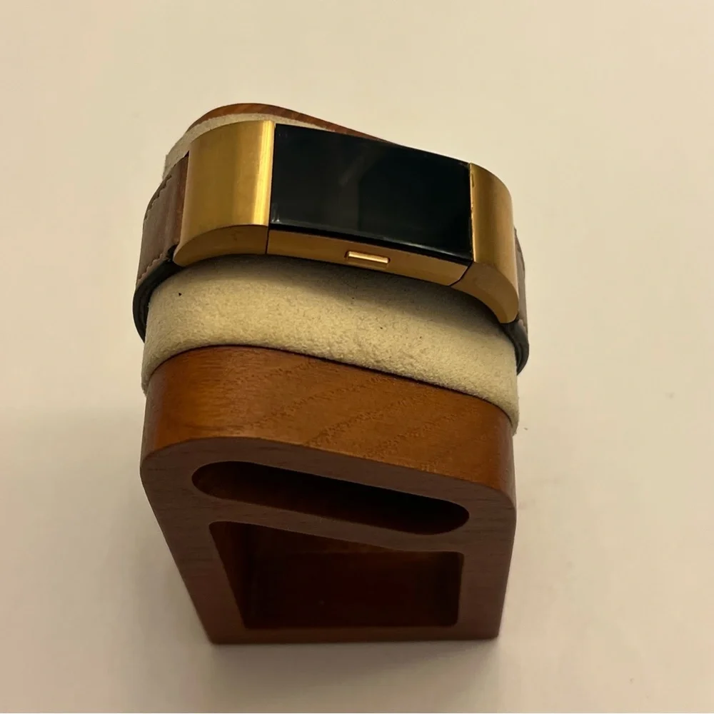 Fitbit Charge 2, Charger Included, Gold Case,‎ Special Edition, Leather band